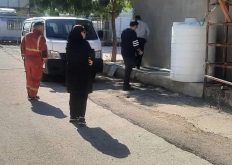 بازدید کارشناسان مرکز بهداشت کیش از بندرگاه تجاری با هدف کنترل زیستگاه‌های لاروی